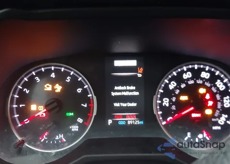 2021 Toyota Rav4 Xle from USA, damaged, VIN 2T3P1RFV0MW180004